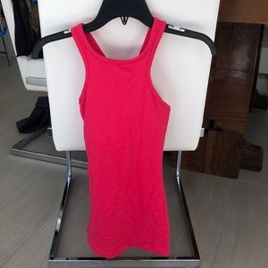 Beyond Yoga pink cross back tank top